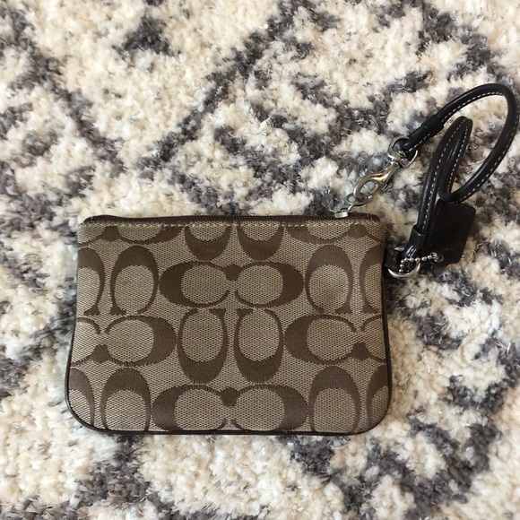 Coach wristlet - Picture 2 of 2